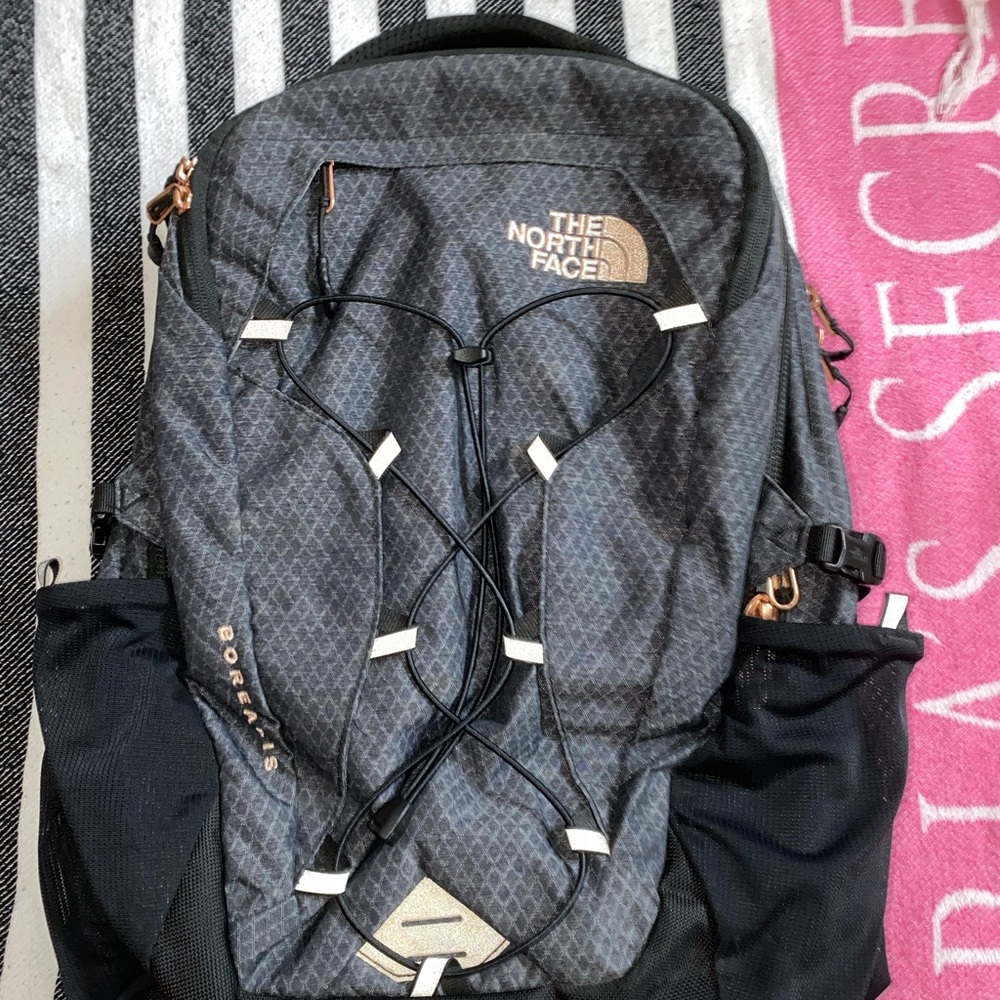 Women’s Northface Backpack